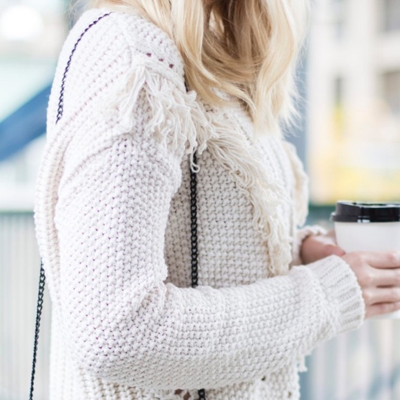 H&M Fringe Chunky sweater - Picture 2 of 8